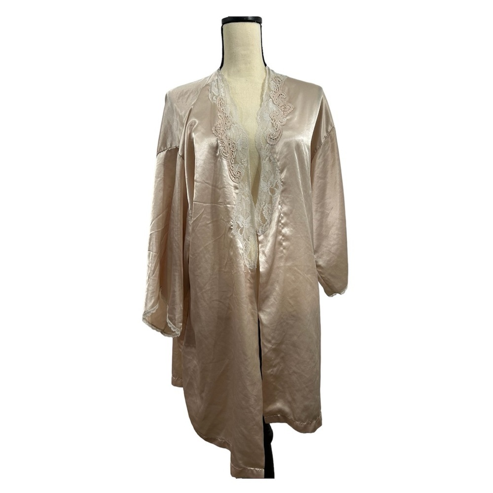 Val Mode Lingerie Light Pink Silky White Lace Robe